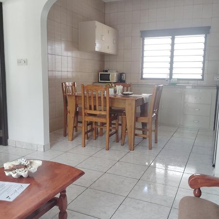 Roche Kerlan Apartments Grand Anse  Dış mekan fotoğraf