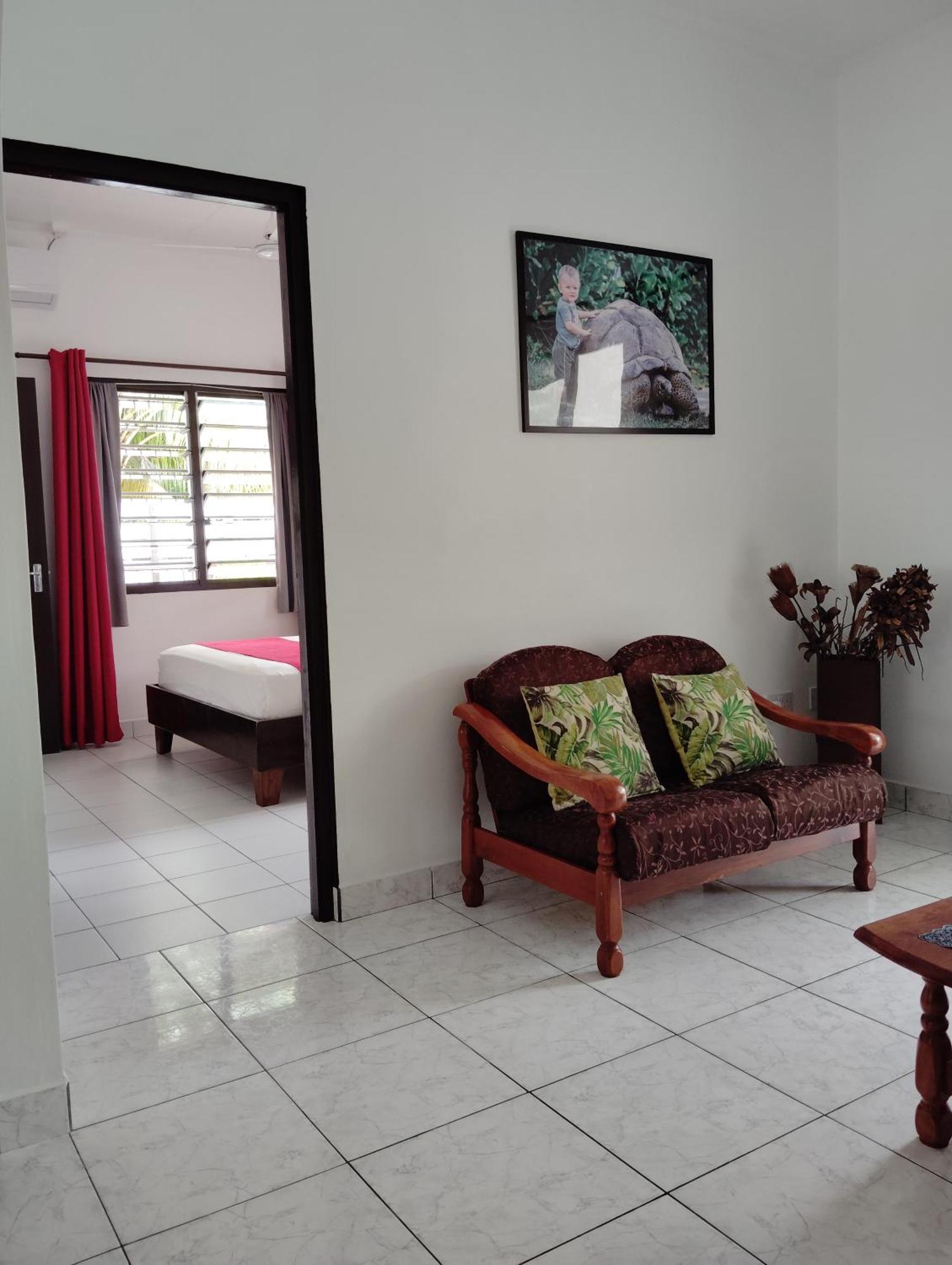 Roche Kerlan Apartments Grand Anse  Dış mekan fotoğraf